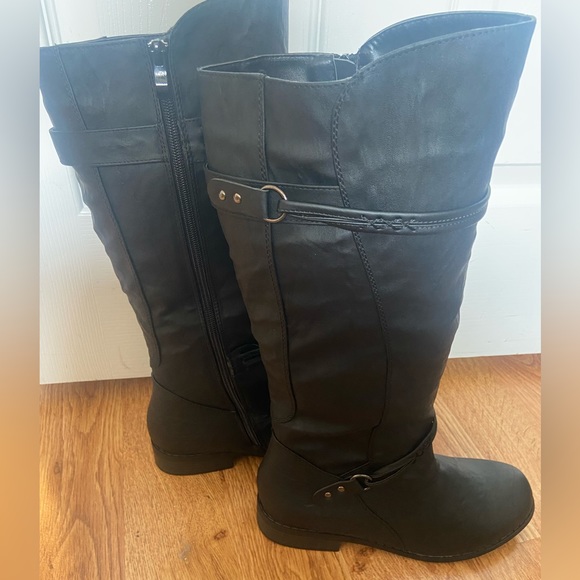 Womens Riding Boots - Picture 2 of 7